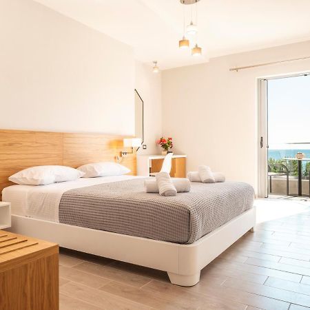 Sonar En El Mar Bed & Breakfast Himare Exterior photo