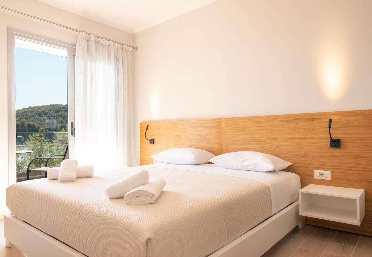 Sonar En El Mar Bed & Breakfast Himare Exterior photo